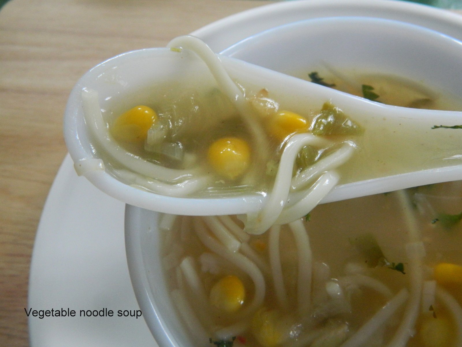 Vegetable noodle soup – Geeths Dawath