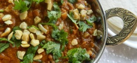 Kaju Masala,A cashewnut based curry with stepwise pictures