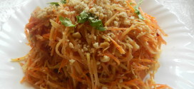 Thai Papaya Salad / Som Tom Salad